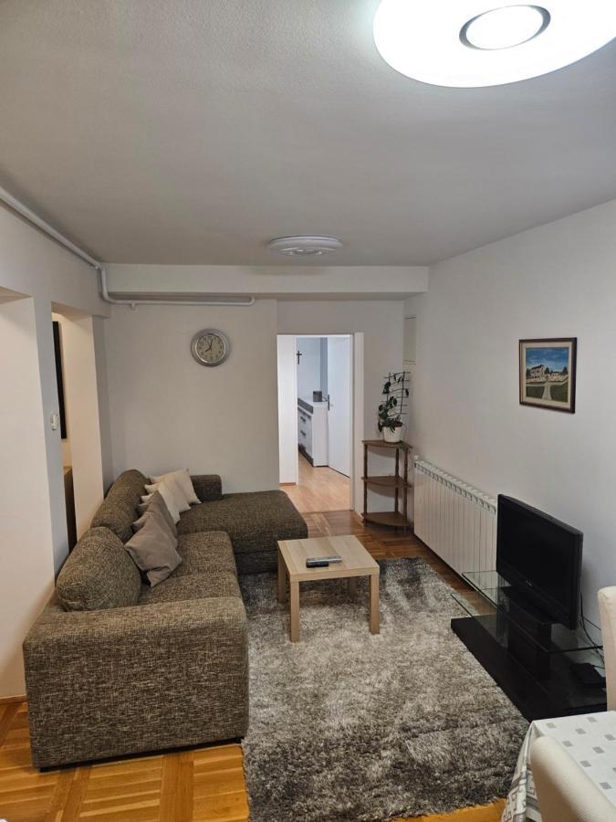 Apartman Cresnar Zagreb Buitenkant foto